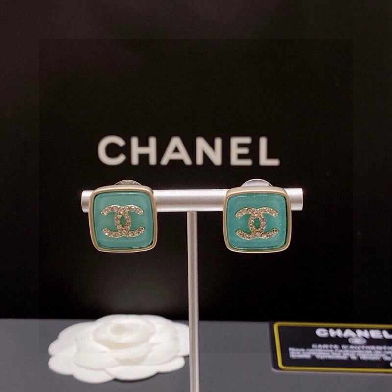 Chic Chanel Earrings 219472