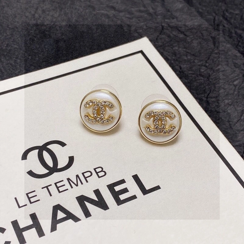 Lightweight Chanel Earrings 219474