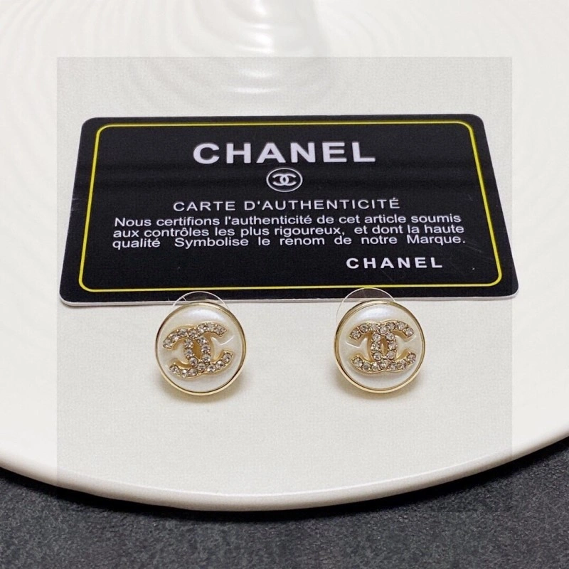 Lightweight Chanel Earrings 219474