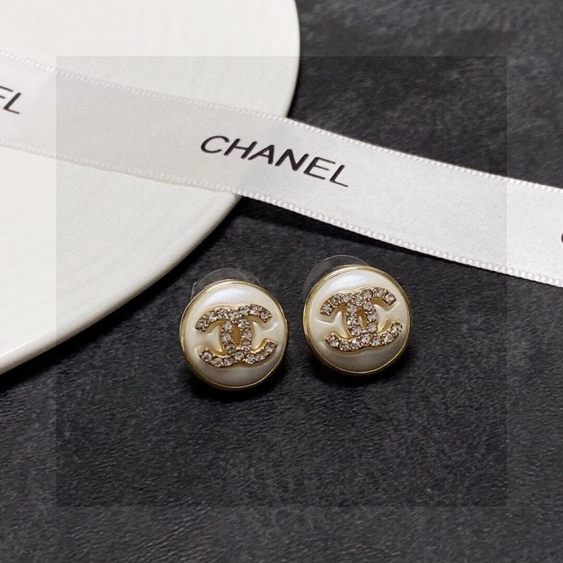 Lightweight Chanel Earrings 219474