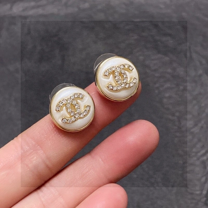 Lightweight Chanel Earrings 219474