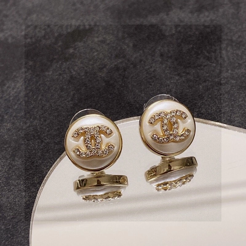 Lightweight Chanel Earrings 219474