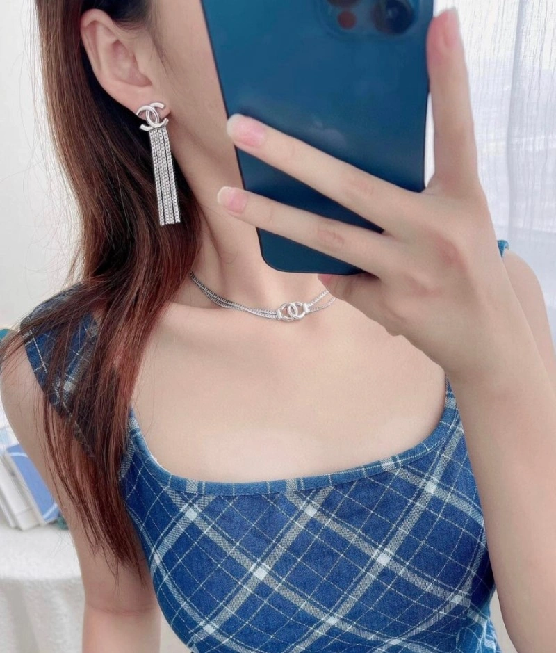 Cozy Chanel Earrings 219465