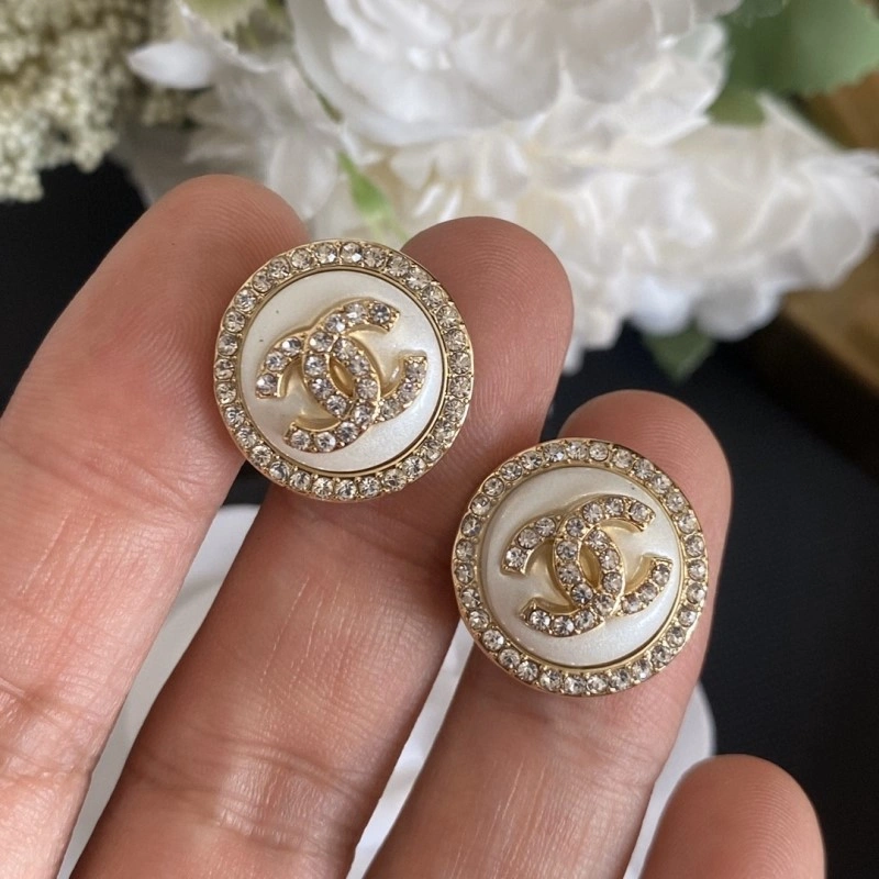 Chanel Earrings Compact 219464
