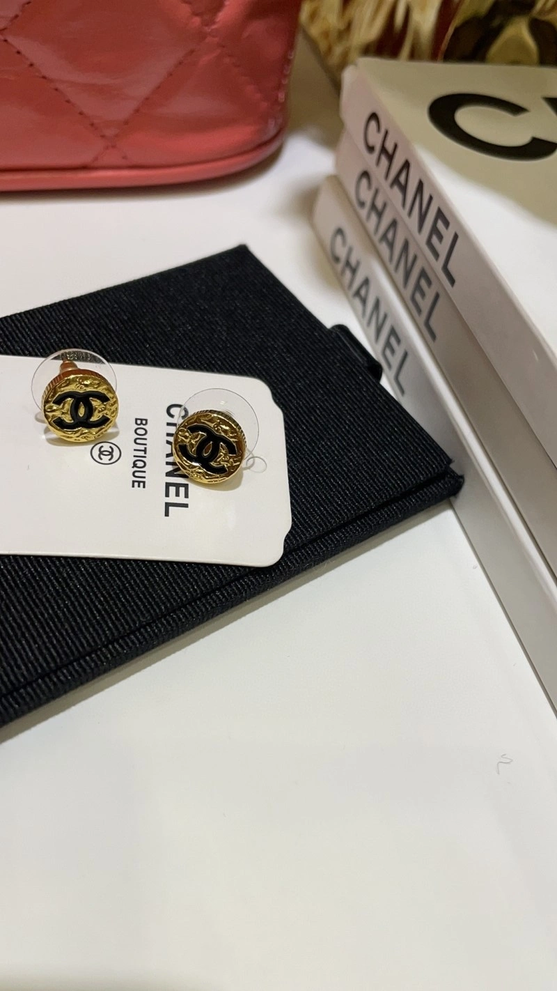 Fashionable Chanel Earrings 219481