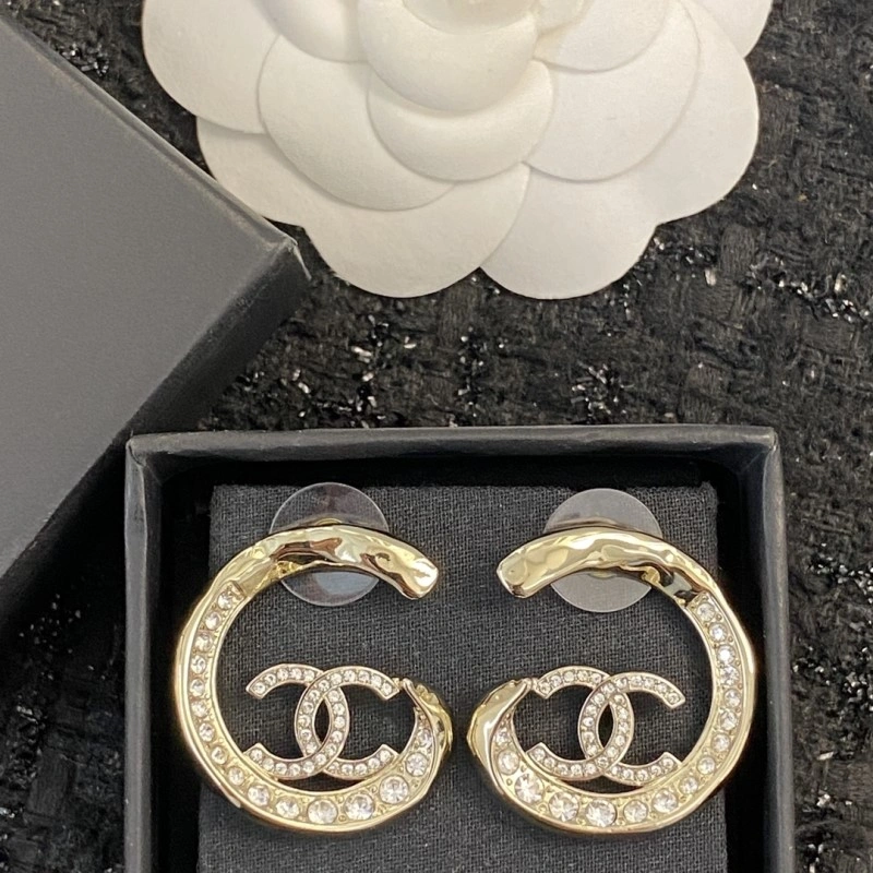 Chanel Earrings Effortless 219486