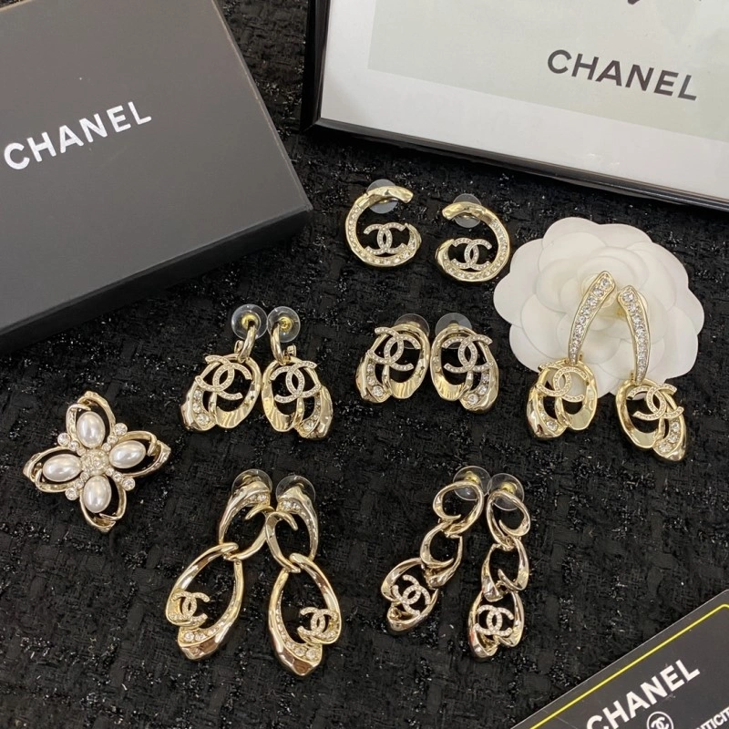Chanel Earrings Effortless 219486
