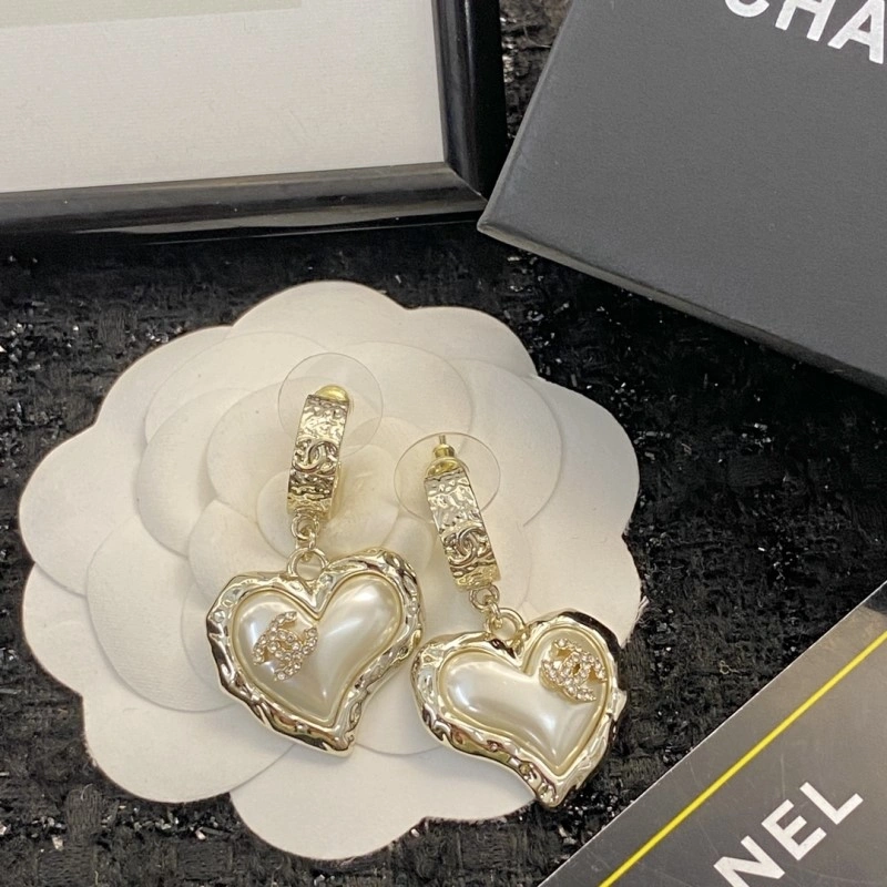 Tailored Chanel Earrings 219457