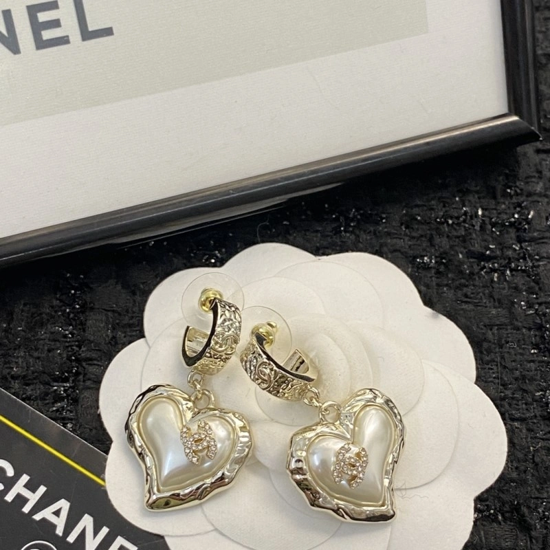 Tailored Chanel Earrings 219457