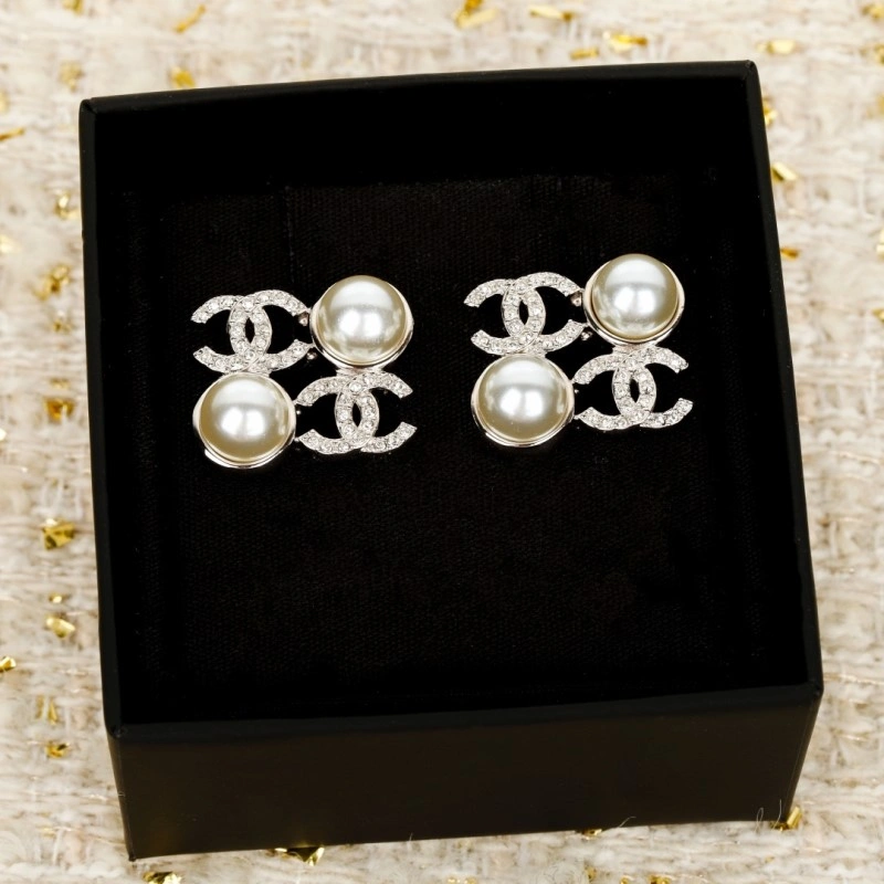 Chanel Earrings Sporty 219452