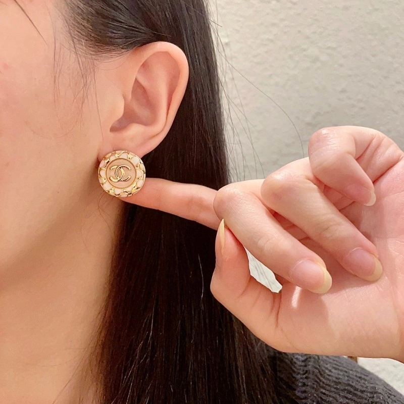 Chanel Earrings Durable 219427