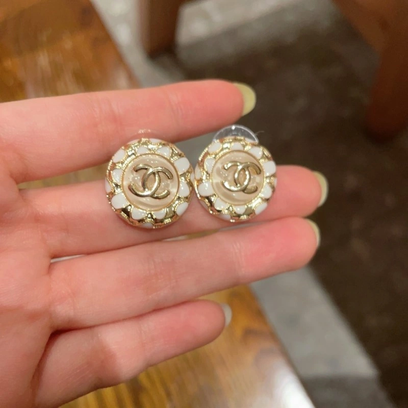 Chanel Earrings Durable 219427