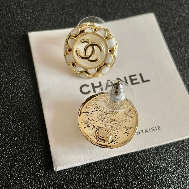 Chanel Earrings Durable 219427