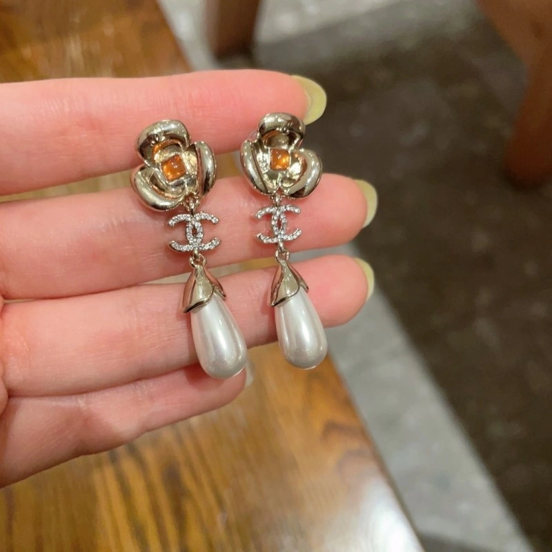 Unique Chanel Earrings 219428