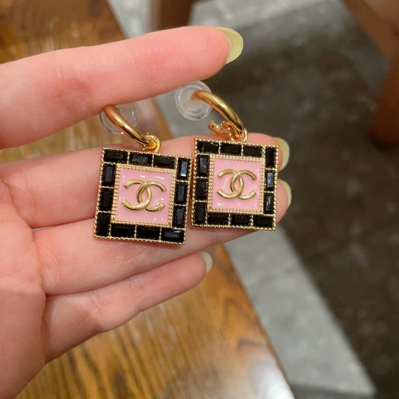NewStyle Chanel Earrings 219422