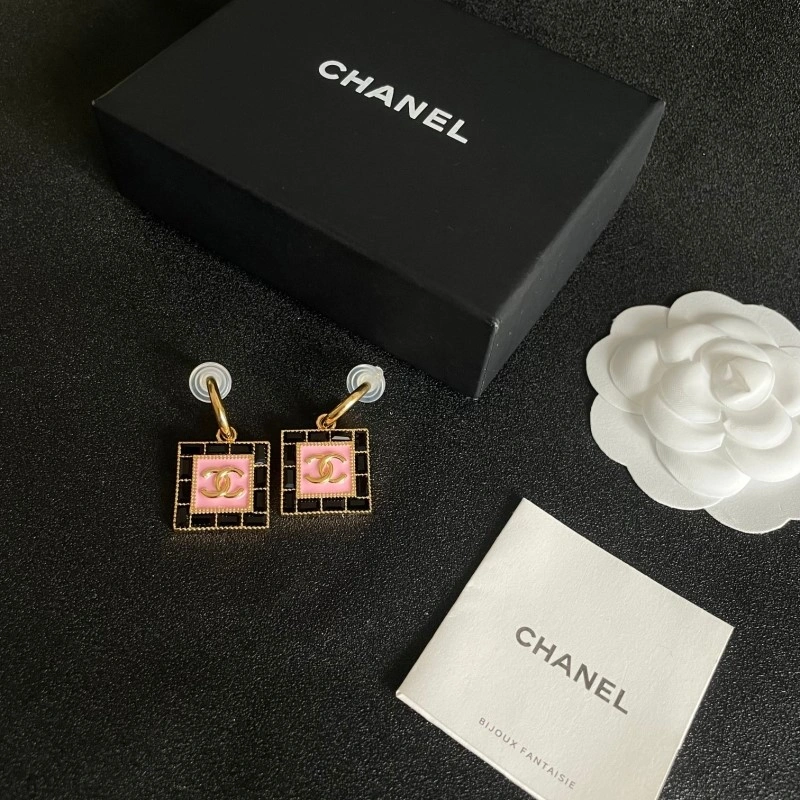 NewStyle Chanel Earrings 219422