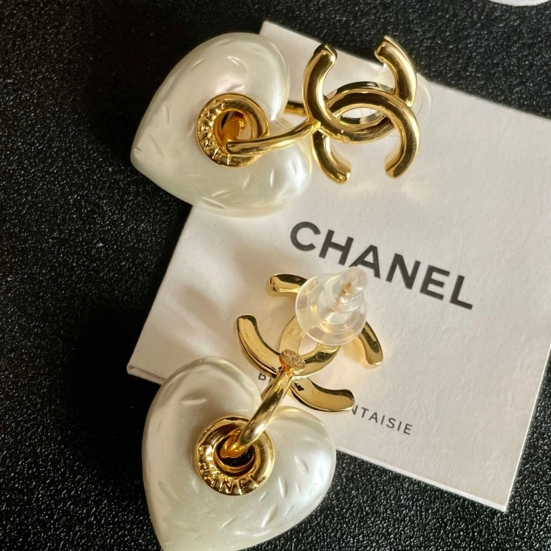 Chanel Earrings Tailored 219437