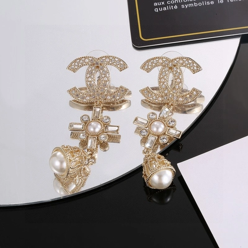 FreshLook Chanel Earrings 219423