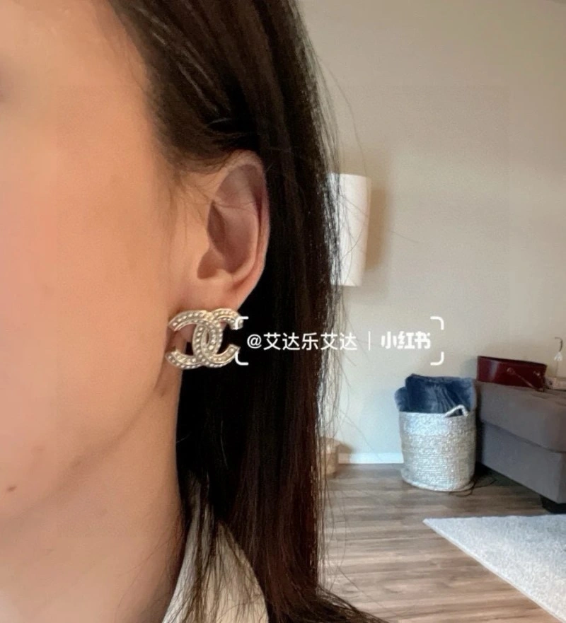 Stretchable Chanel Earrings 219445