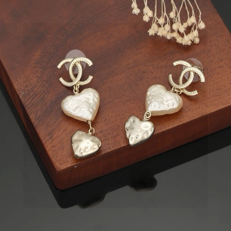 Lightweight Chanel Earrings 219431