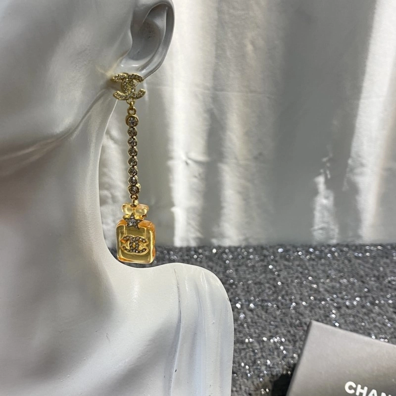 Chanel Earrings ModernLook 219417