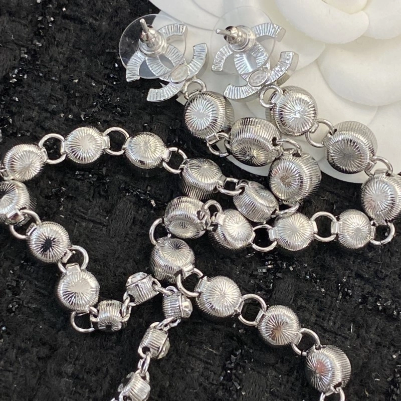 Chanel Earrings Soft 219413