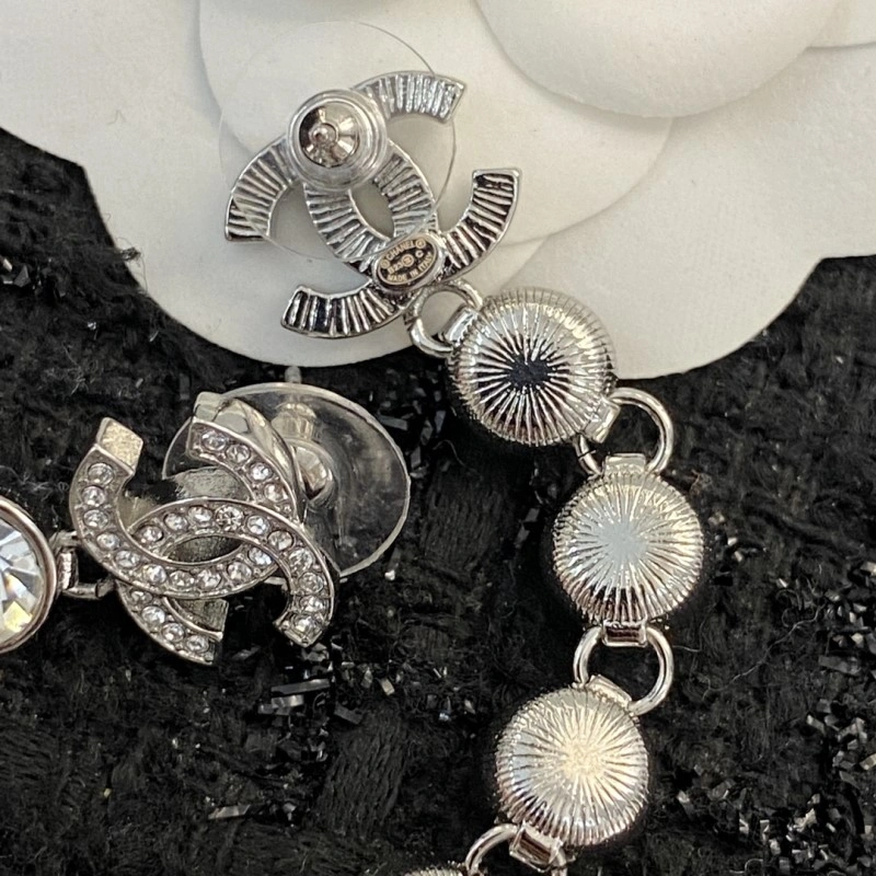 Chanel Earrings Soft 219413