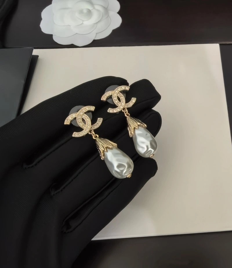 Chanel Earrings TechFriendly 219410