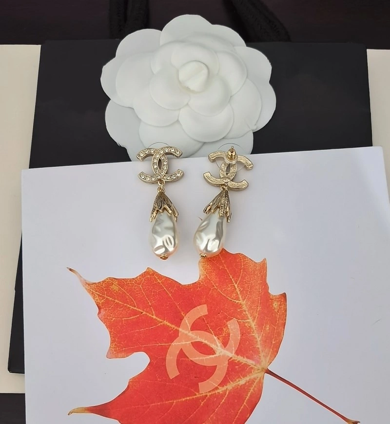 Chanel Earrings TechFriendly 219410