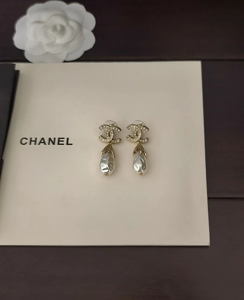Chanel Earrings TechFriendly 219410