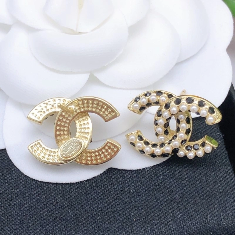 Durable Chanel Earrings 219392