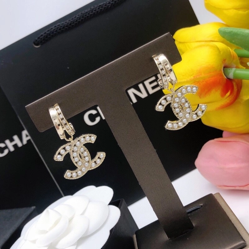 Cozy Chanel Earrings 219396