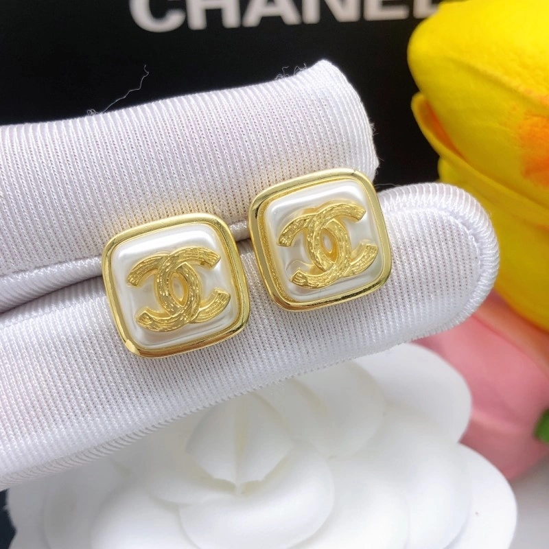 Classic Chanel Earrings 219380