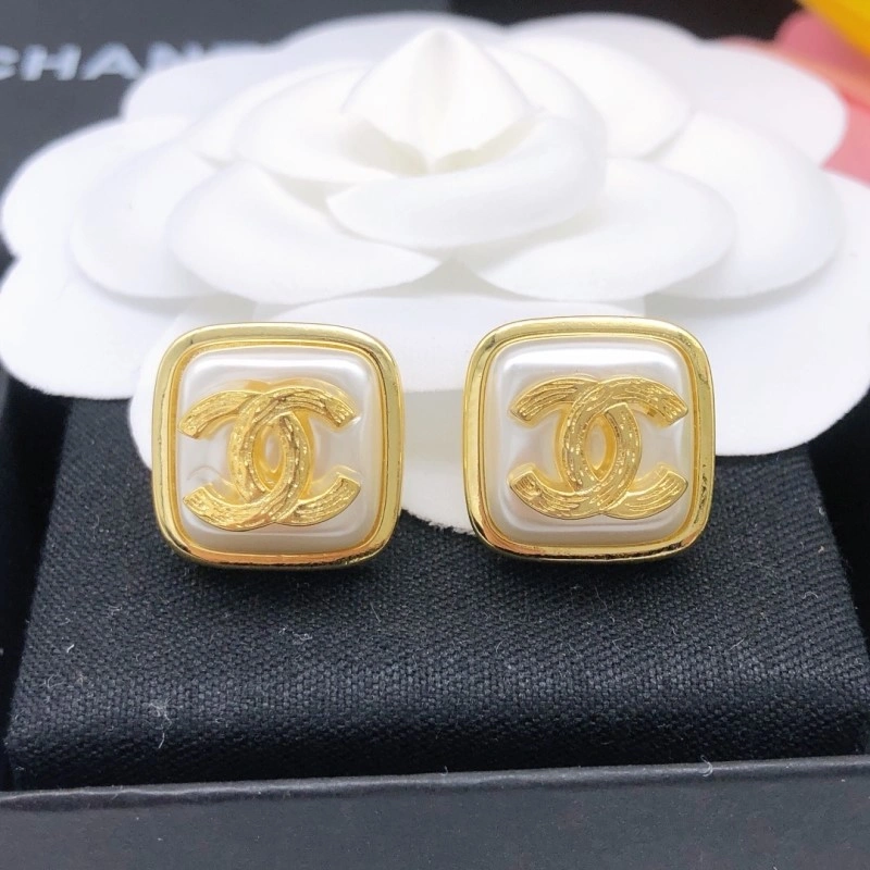 Classic Chanel Earrings 219380