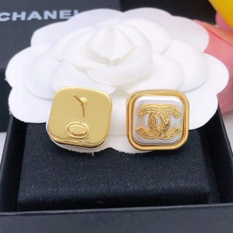 Classic Chanel Earrings 219380