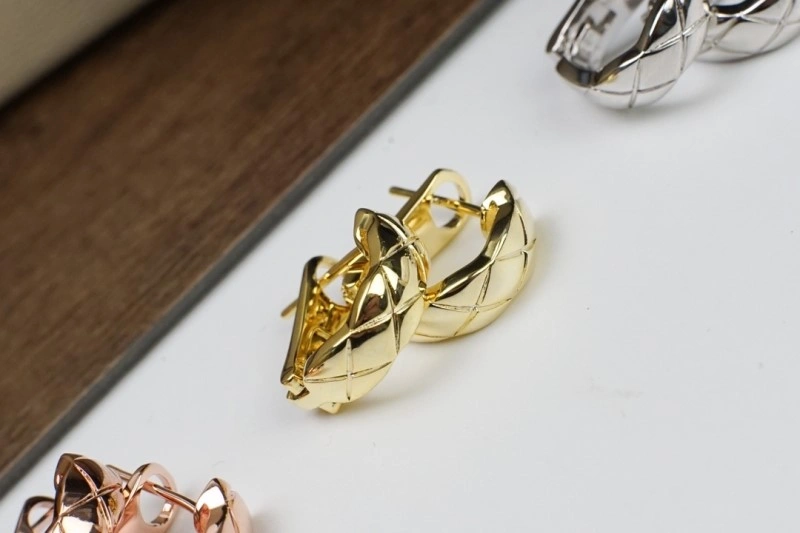 Chanel Earrings Sporty 219377