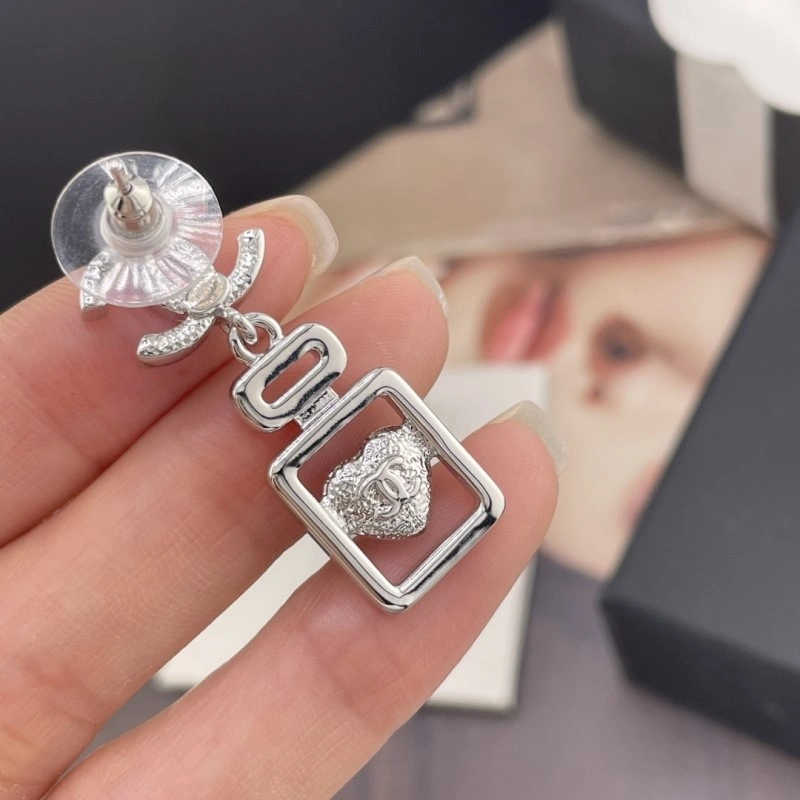Chanel Earrings Practical 219386