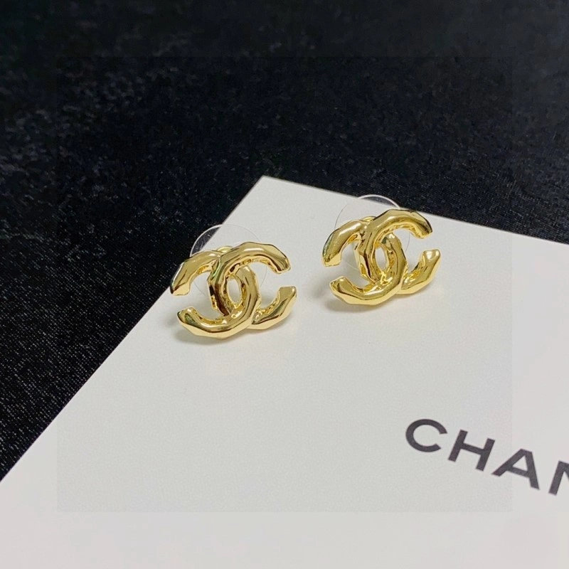 Effortless Chanel Earrings 219376
