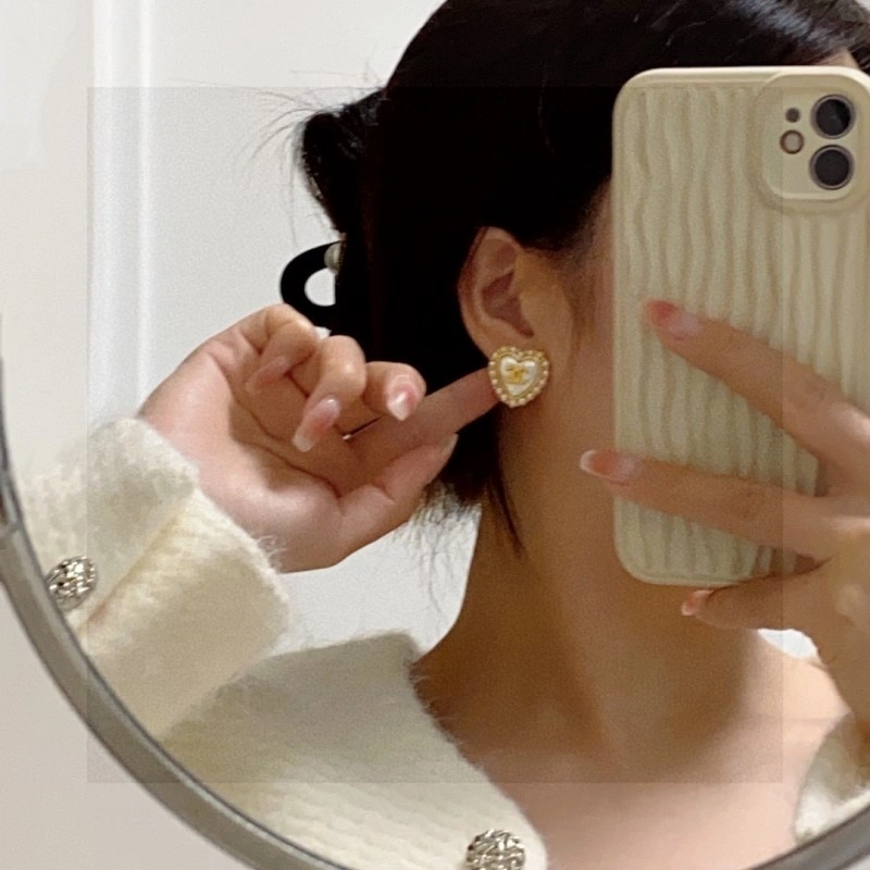 Chanel Earrings Breathable 219384