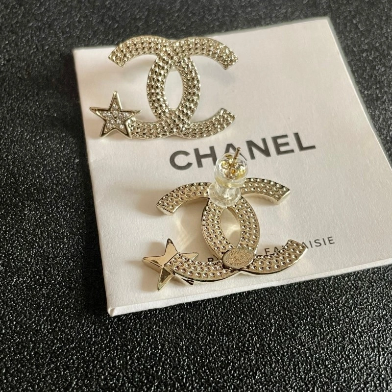 Chanel Earrings Lightweight 219373