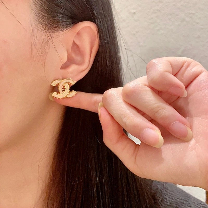 Chanel Earrings Refined 219430