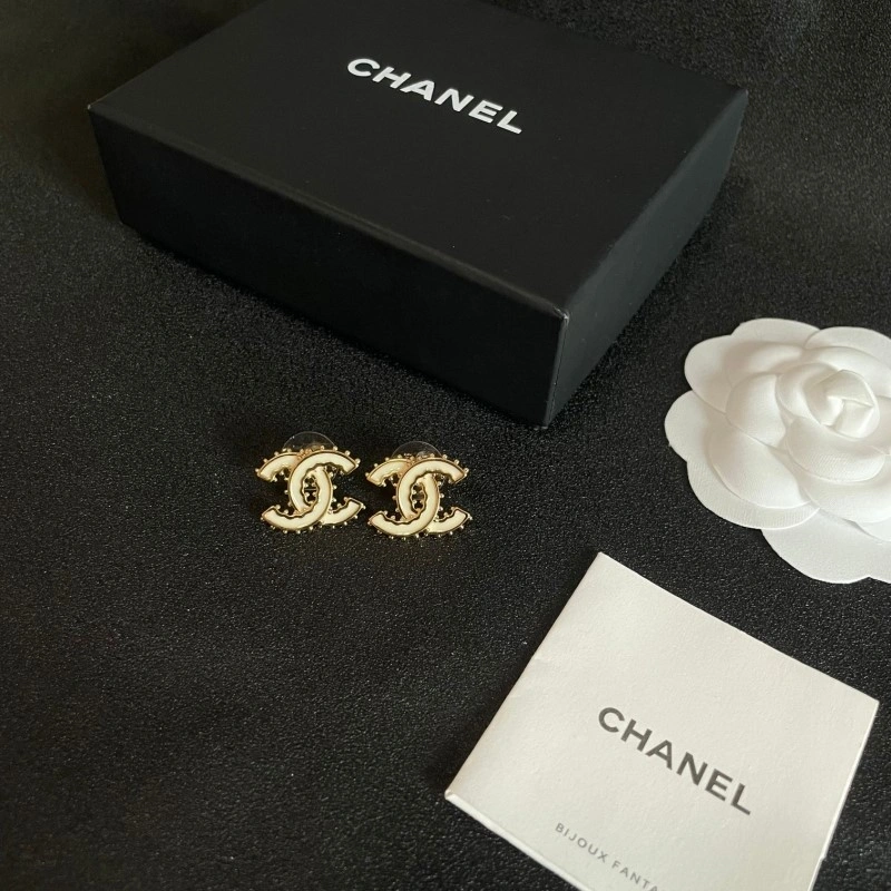 Chanel Earrings Refined 219430