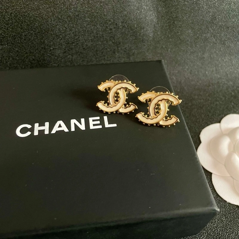 Chanel Earrings Refined 219430