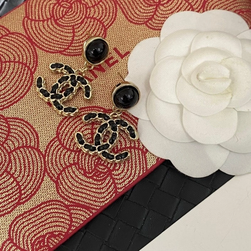 Chanel Earrings Elegant 219345