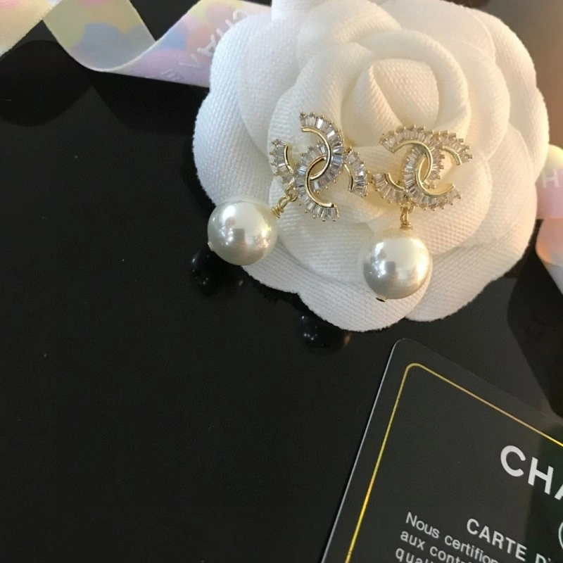 Chanel Earrings FreshLook 219347
