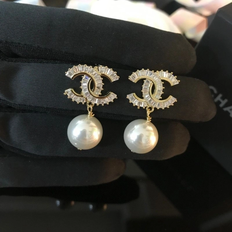 Chanel Earrings FreshLook 219347
