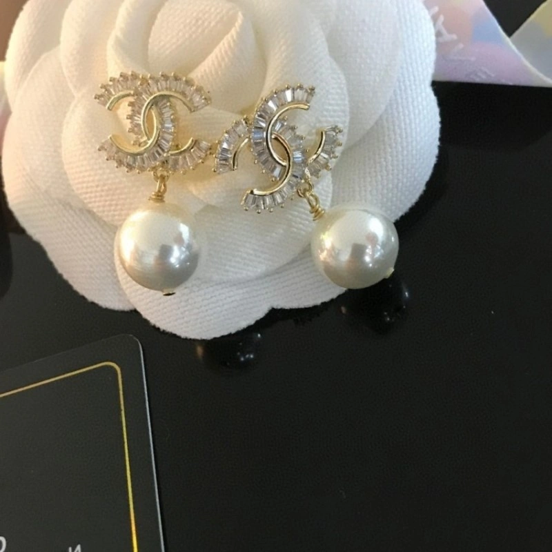 Chanel Earrings FreshLook 219347
