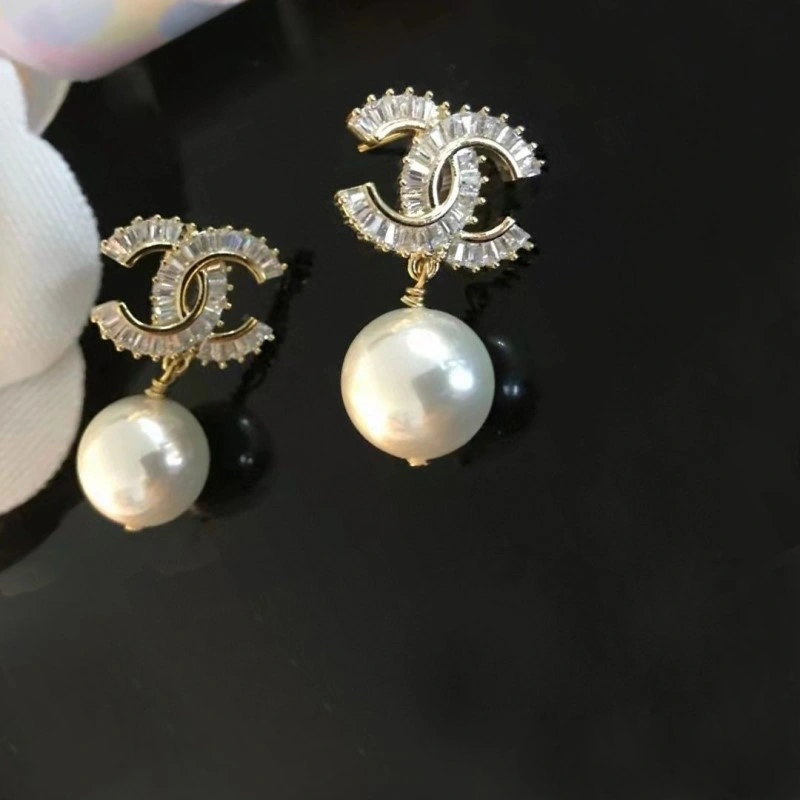 Chanel Earrings FreshLook 219347