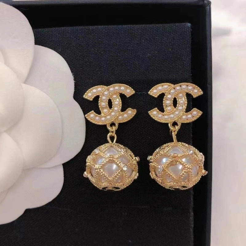 Premium Chanel Earrings 219388