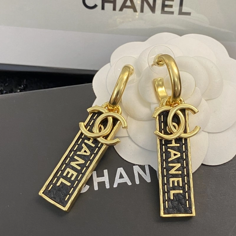 Chanel Earrings Youthful 219360